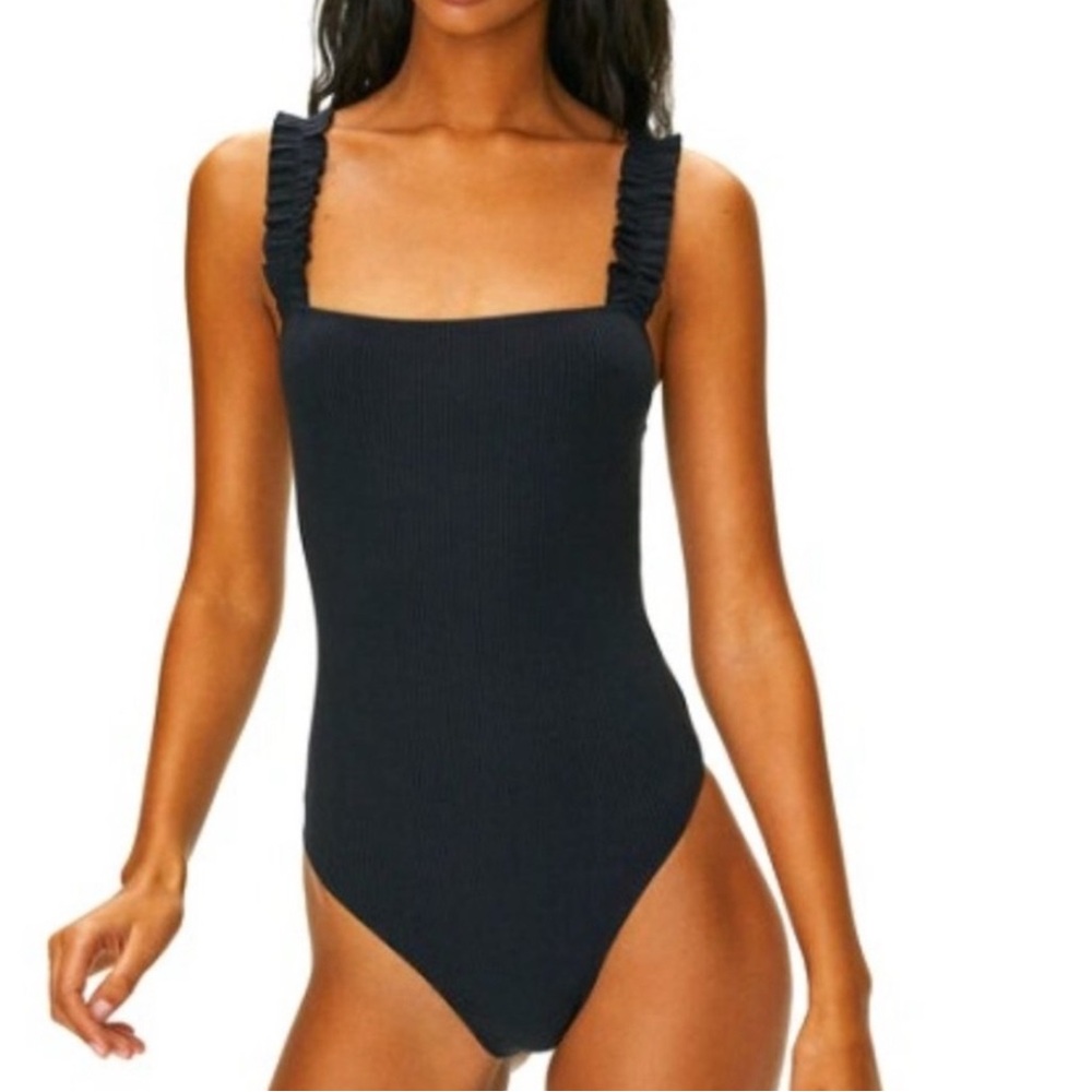 Aritzia Sunday Best Firecracker Bodysuit